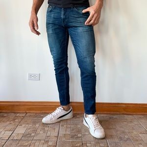 HOLLISTER Super Skinny Jeans (31/30)